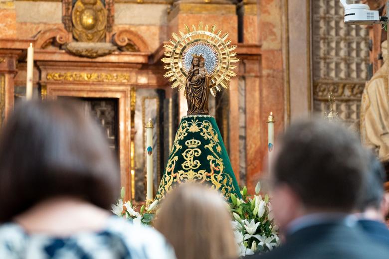 Misa por el Día del Pilar en la Catedral de Córdoba
