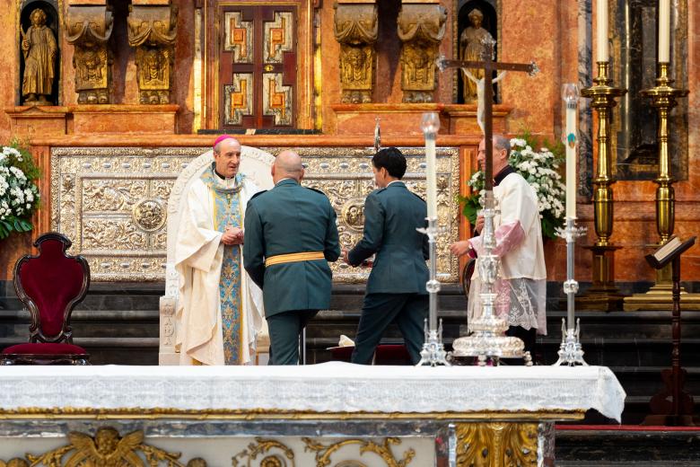 Misa por el Día del Pilar en la Catedral de Córdoba
