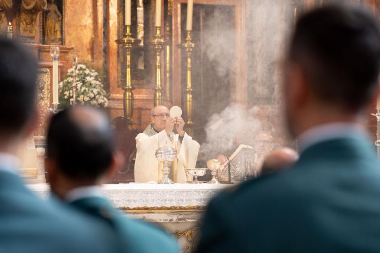 Misa por el Día del Pilar en la Catedral de Córdoba