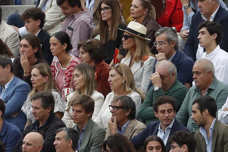 Infanta Elena de Borbon and Victoria Federica de MArichalar ttending the last bullfight of the autumn fair. In Madrid on Monday, October 12, 2026