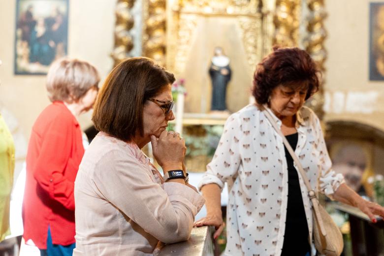 Besamanos de la Virgen de los Remedios en Córdoba