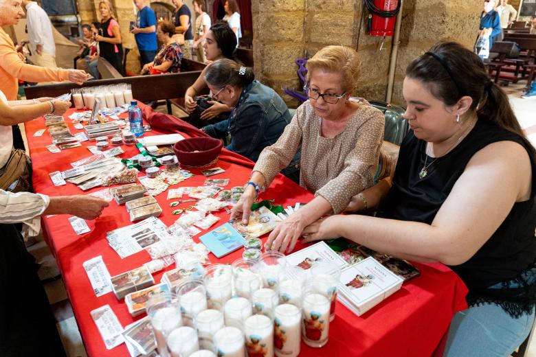 Besamanos de la Virgen de los Remedios en Córdoba