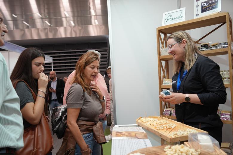 La III Feria Alimentaria ‘Sabor a Córdoba’ reúne a 63 empresas de la provincia en el CEFC hasta el domingo.