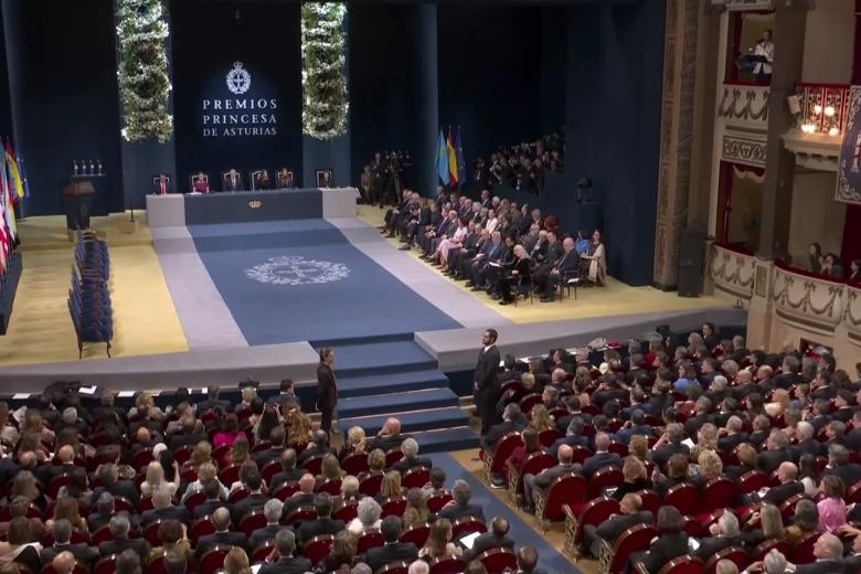La infanta Sofía y la Princesa Leonor durante la recepción a los Presidentes de los Jurados y los Miembros de los Patronatos de la Fundación Princesa de Asturias, a 23 de octubre de 2026, en Oviedo (Asturias, España).

Raúl Terrel / Europa Press
PREMIOS PRINCESA DE ASTURIAS;RECEPCIÓN;AUDIENCIA;23 OCTUBRE 2026
23/10/2026
