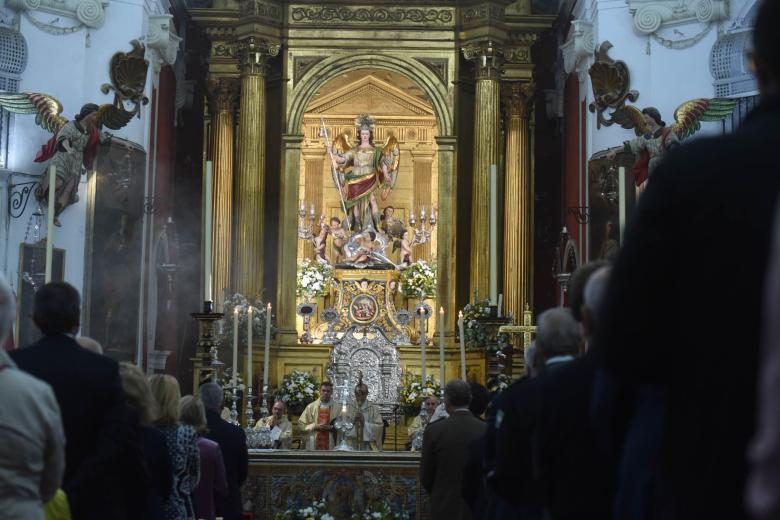 Misa en el Juramento de San Rafael y vuelta del triunfo restaurado al Alpargate