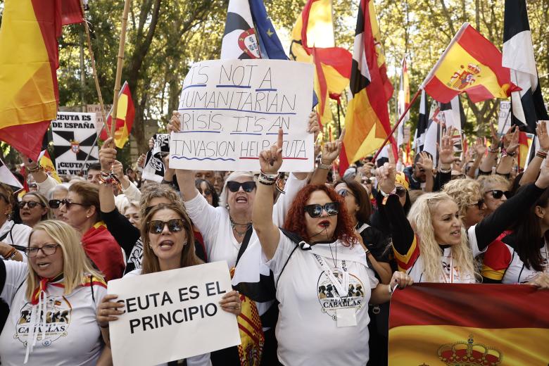 Manifestación de Mujeres Caballas por las calles de Madrid