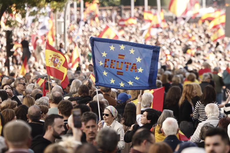 Manifestación de Mujeres Caballas por las calles de Madrid