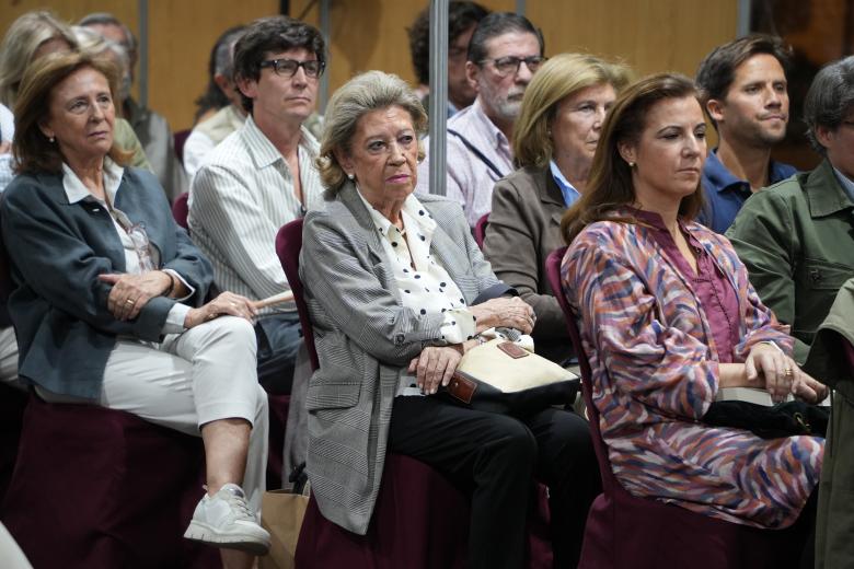 El libro de Álvaro García de Luján ha sido presentado por Antonio Cuesta, editor de Almuzara, y Rafael González, de La Voz de Córdoba