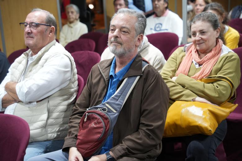El libro de Álvaro García de Luján ha sido presentado por Antonio Cuesta, editor de Almuzara, y Rafael González, de La Voz de Córdoba