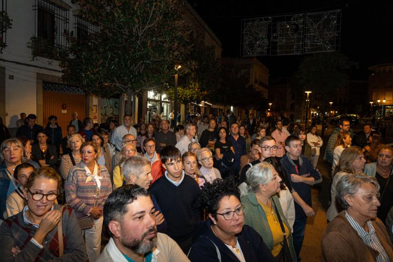 El minuto de silencio en el Ayuntamiento de Córdoba por las víctimas del accidente ferroviario de Toledo
