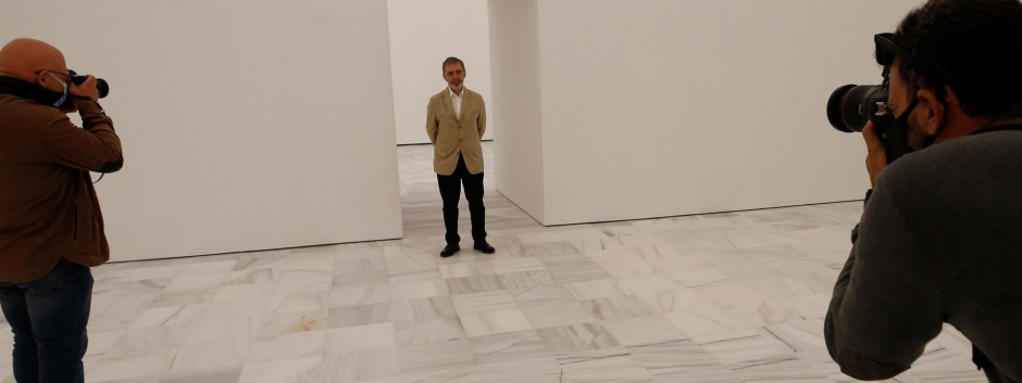 El director del Museo Reina Sofía, Manuel Borja-Villel en una de las salas de la nueva ampliación del museo
