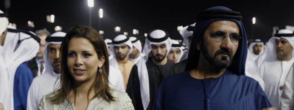 El emir de Dubái junto a la princesa Haya de Jordania, en Dubái en marzo de 2011