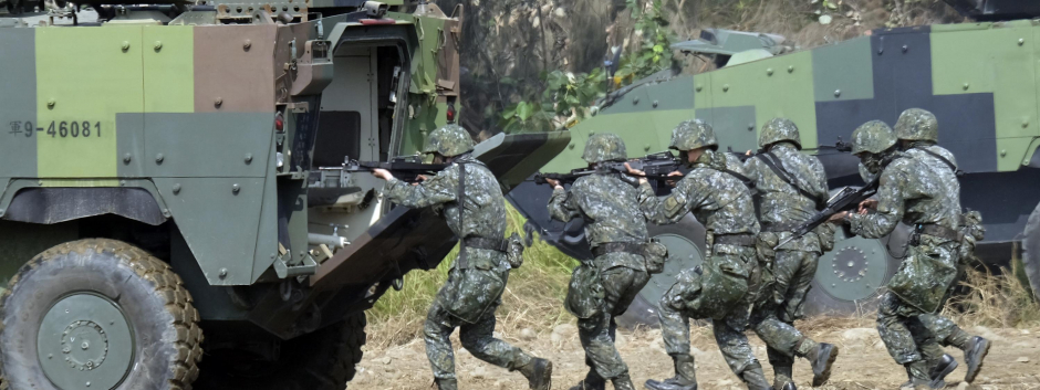 Fuerzas especiales de Taiwán durante un ejercicio militar anual en Taichung