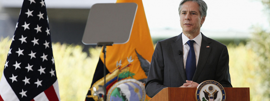 El secretario de Estado de Estados Unidos, Antony Blinken, ofrece una conferencia de prensa en Quito