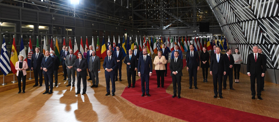 Foto de familia de los líderes de los Estados miembro de la Unión Europea