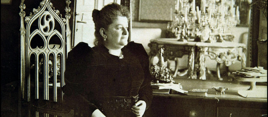 Emilia Pardo Bazán en 1900