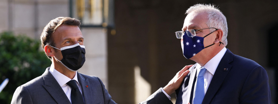 Foto de archivo del presidente Macron y el primer ministro de Australia, Scott Morrison en París.