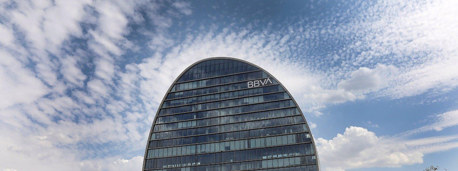 Edificio La Vela de BBVA. Ciudad BBVA, sede del banco en Madrid