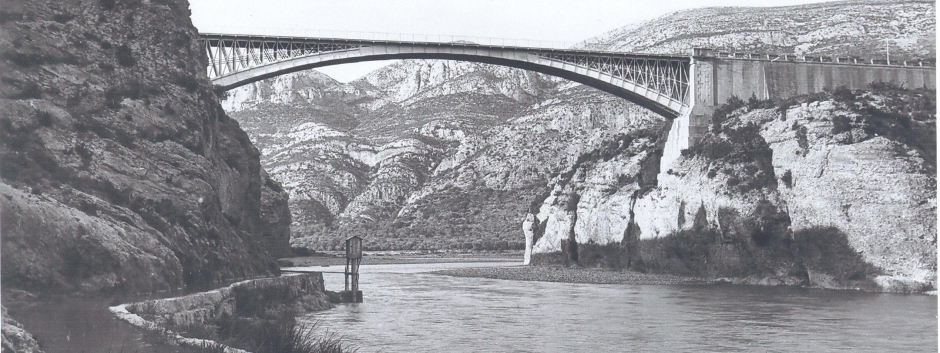 Puente de El Grado