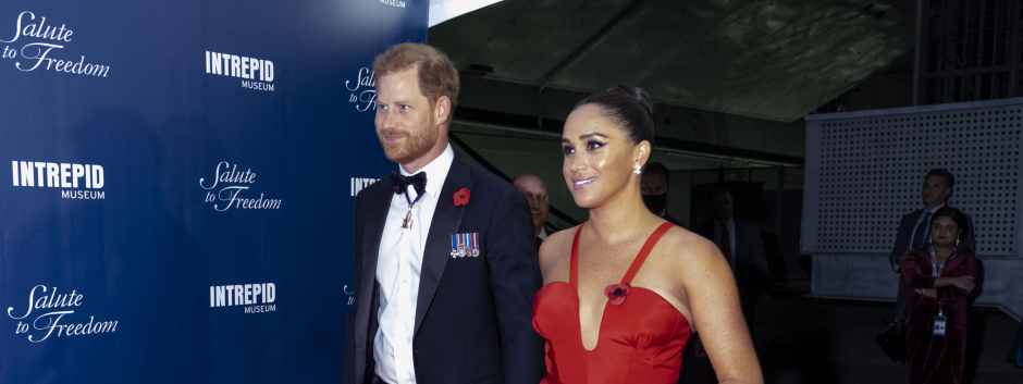 Britain's Prince Harry, Duke of Sussex, and his wife Meghan, Duchess of Sussex, at for the Intrepid Museum's Salute to Freedom gala at Intrepid Sea, Air & Space Museum in New York, New York, USA, 10 November 2021.