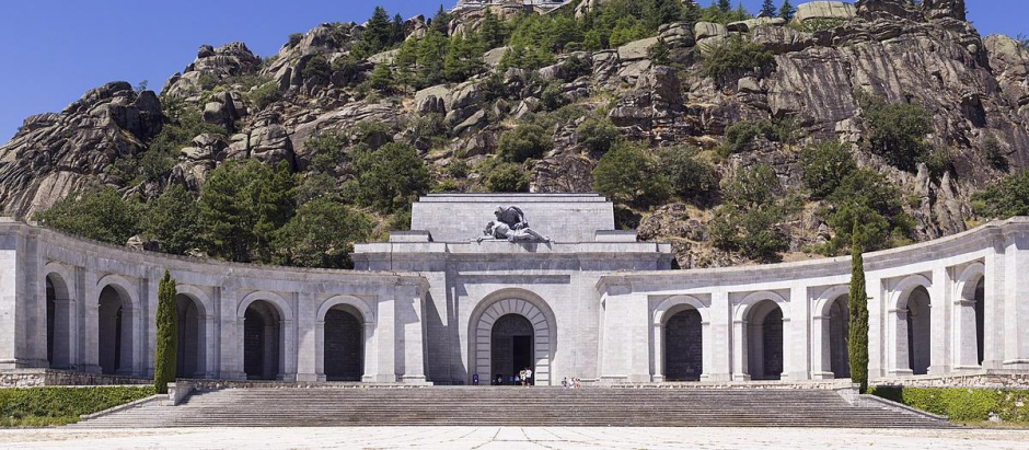 Panorámica de la entrada del Valle de los Caídos