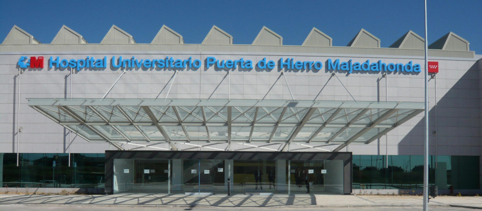 Fachada del Hospital Puerta de Hierro, en Madrid