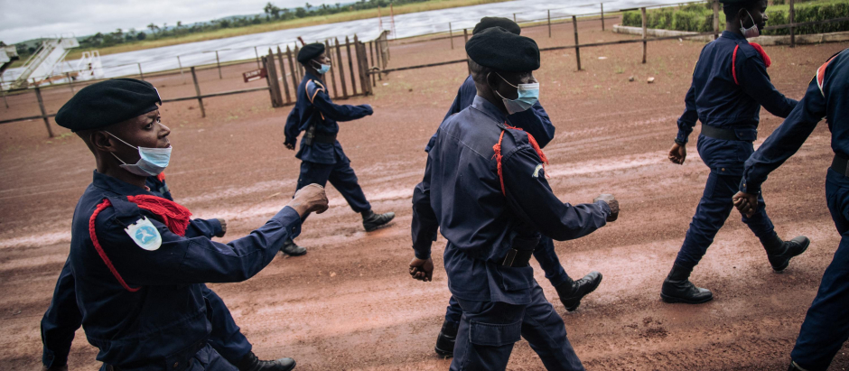 Oficiales de policía congoleños (foto de archivo)