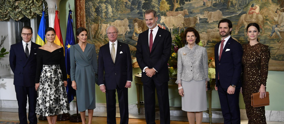 Los príncipes Daniel y Victoria, la Reina Letizia, el Rey Carlos Gustavo, el Rey Felipe VI la Reina Silvia y los príncipes Carlos y Sofía