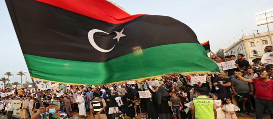 Manifestación en las calles de Trípoli, imagen de archivo