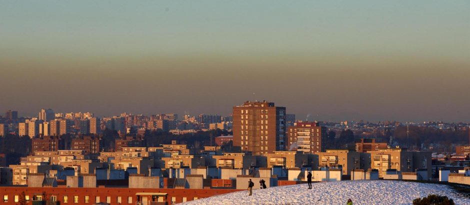 La recurrente «boina» de contaminación de Madrid, en una imagen de archivo