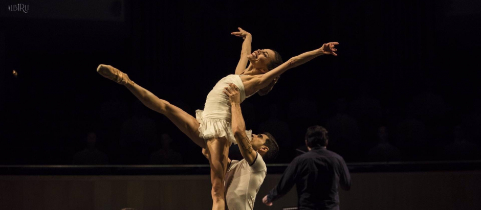 23-12-2021 La Compañía Nacional de Danza representa en Teatros del Canal Apollo y Pulcinella, con las coreografías de George Balanchine y Blanca Li
CULTURA
TEATROS DEL CANAL