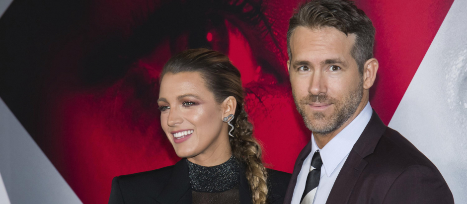 Actors Blake Lively and Ryan Reynolds at the 'A Simple Favor' film premiere held in New York, NY.