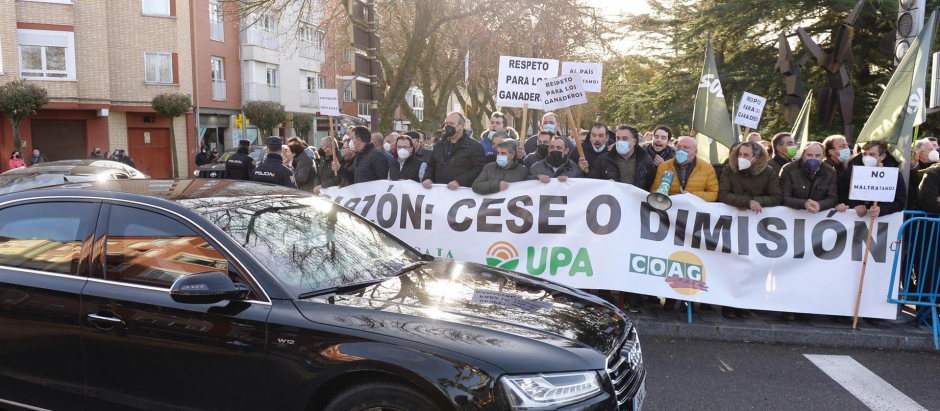 Protesta de ganaderos por las declaraciones de Garzón