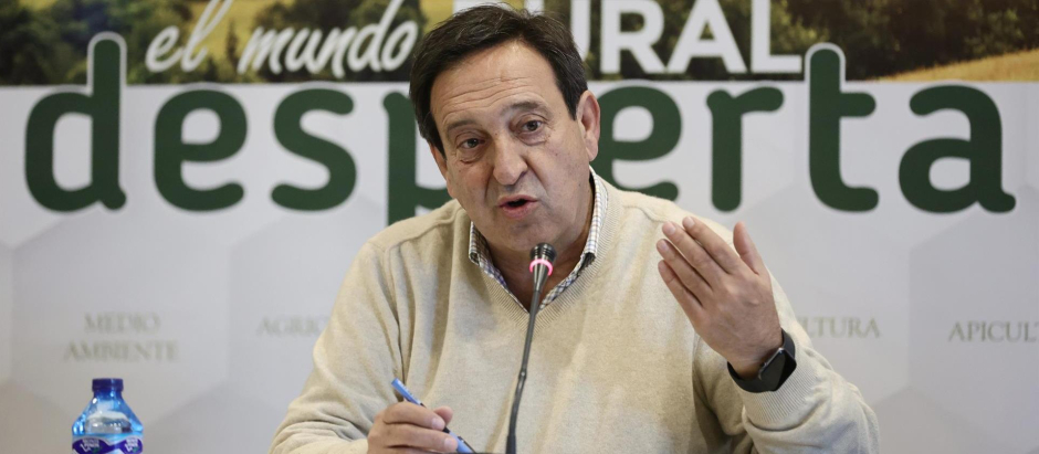 Pedro Barato asegura que en España Garzón sigue como ministro porque hay «otros componentes políticos»