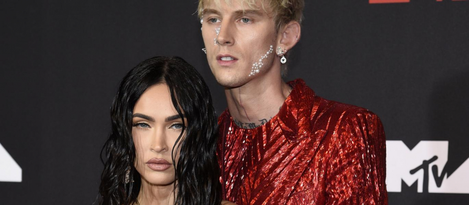Actress Megan Fox, left, and Machine Gun Kelly  at the MTV Video Music Awards at Barclays Center on Sunday, Sept. 12, 2021, in New York.