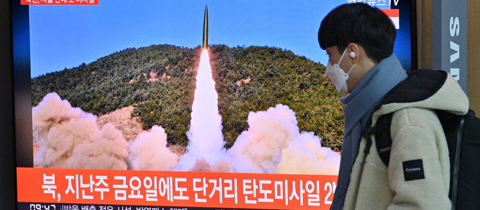 imágenes de archivo de una prueba de misiles de Corea del Norte