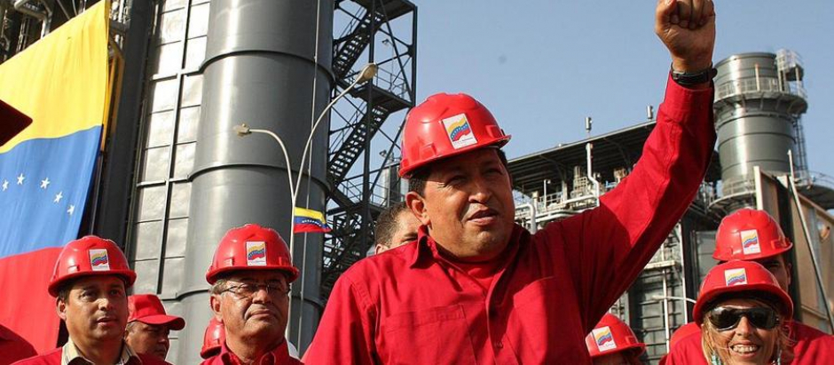 Hugo Chávez en un evento de PDVSA (Archivo)