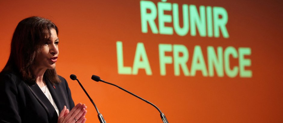 La candidata presidencia de los socialistas franceses, Anne Hidalgo