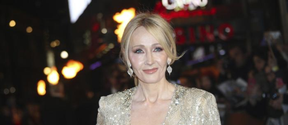 J.K. Rowling, la autora de la saga de libros de Harry Potter, tiene 56 años