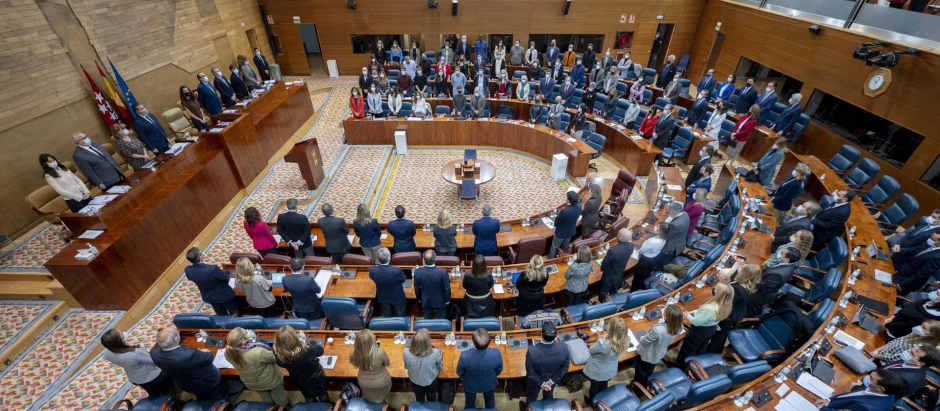 Vista general del hemiciclo en un pleno de la Asamblea de Madrid