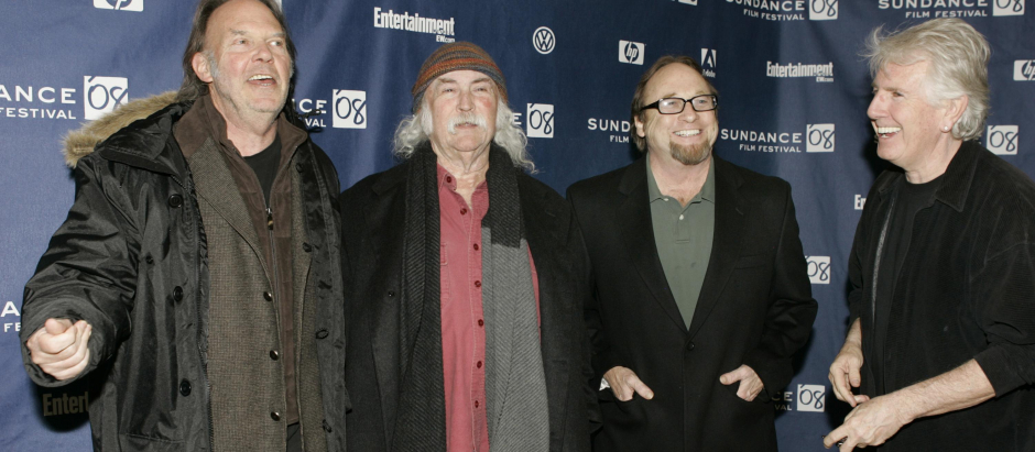 Neil Young, David Crosby, Stephen Stills y Graham Nash cantaron en la première de su película 'CSNY Deja Vu' en 2008