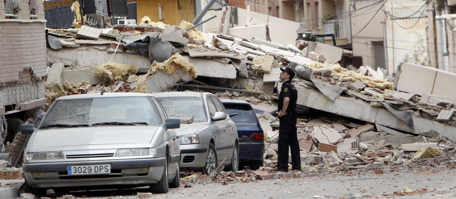Un edificio derrumbado tras el terremoto de Lorca (Murcia), en 2011, el más destructivo ocurrido en España en lo que va de siglo