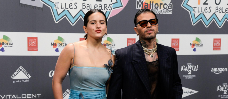 Rosalía y Rauw Alejandro, durante los Premios 40 Principales