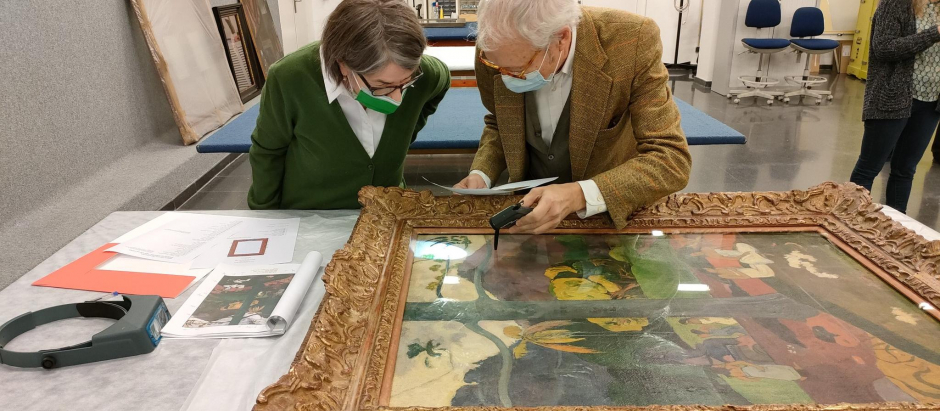 Los expertos del Museo Thyssen analizan el estado de conservación del 'Mata Mua' de Gaugin