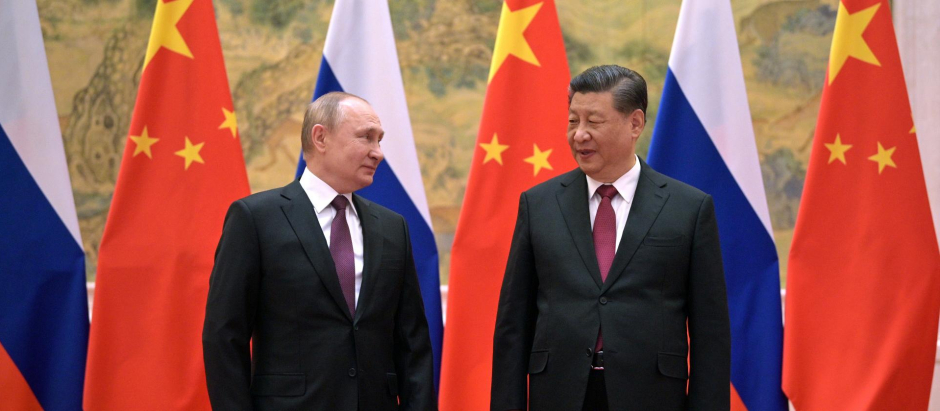 El presidente chino, Xi Jinping, junto al ruso, Vladimir Putin
