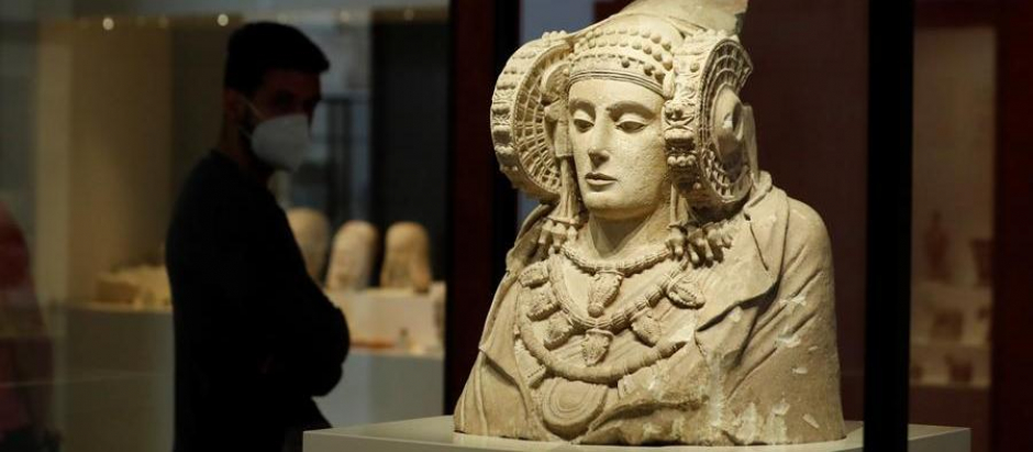 El busto de la Dama de Elche en el Museo Arqueológico Nacional de Madrid
