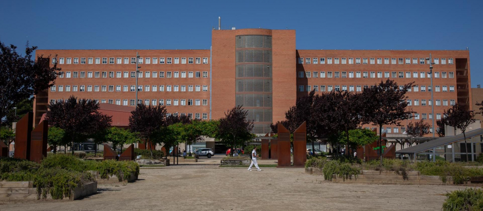 Fachada del Hospital Universitario Arnau de Vilanova de Lérida