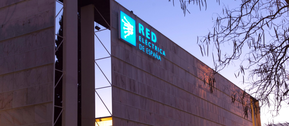 El resultado bruto de explotación de Red Eléctrica se situó en 1.498,6 millones de euros a cierre de 2021