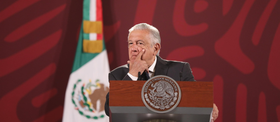 La rueda de prensa de López Obrador ha estado marcada por las respuestas esquivas