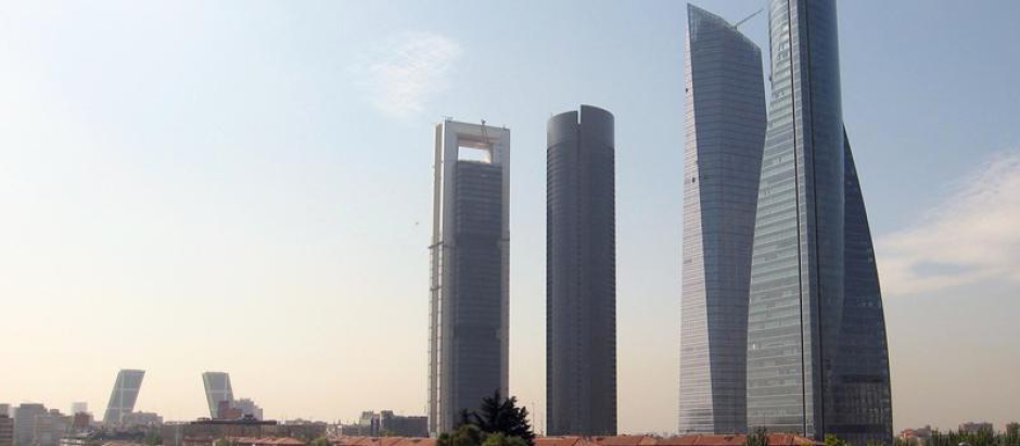 vista panorámica de las Cuatro Torres de Madrid